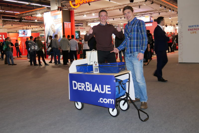 Erste Messe mit Bollerwagen und den ersten Produkten