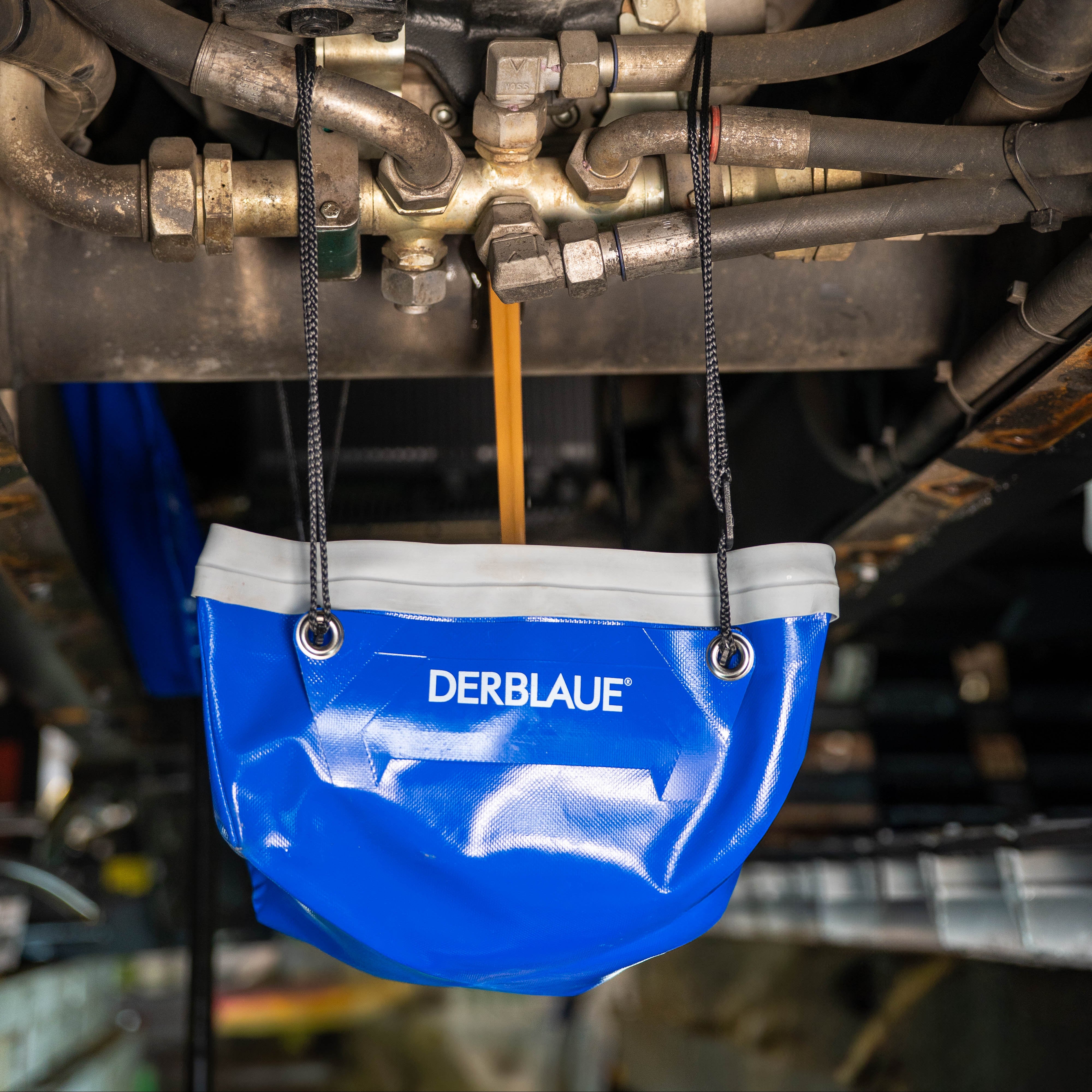 Profi-Wanne an Aufgängesystem für Öl ablassen DERBLAUE®